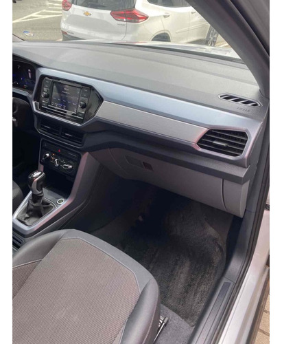 Volkswagen T-Cross 1.0 200 TSI TOTAL FLEX AUTOMÁTICO