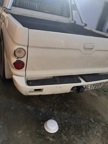 L200