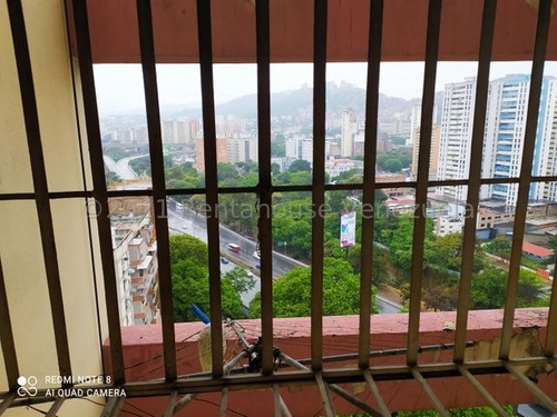 Imagen 16 de 17 de Apartamento En Venta -el Paraiso - Tulio Perez - 04166053270- Mls #21-22411