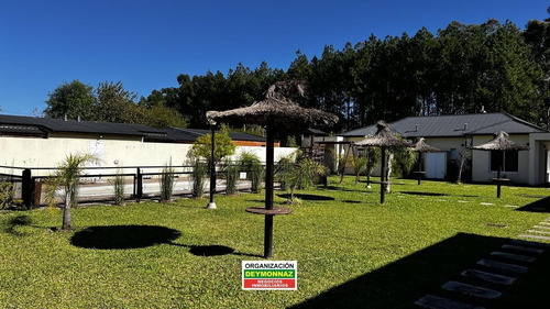 Imagen 16 de 30 de Complejo Turístico En Venta En Colón Entre Ríos Piscina