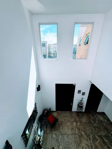 Casa Venta Residencial Por Ave. Tecnológico Las Torres, Por La Estación Del Tren Toluca- Santa Fe, Estación Metepec.