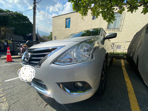 Nissan Versa 1.6 Advance