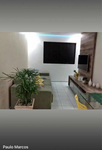 Apt 2/4 Sendo Um Com Suite, Água E Gás Incluso No Condomínio