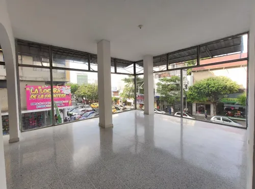 Local En Arriendo En Centro. Cod A24591