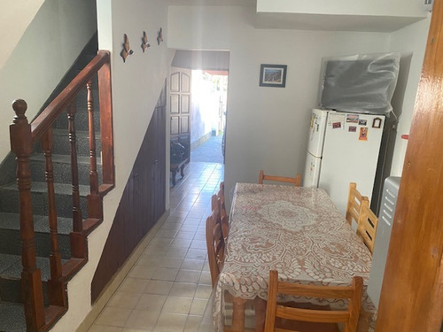 Vendo Tríplex, A Dos Cuadras Y Media De La Playa Y Siete Cuadras Del Centro, Zona Muy Tranquila, Dueño Directo, Escucho Ofertas, No Permuto.-