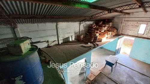 En Venta Galpón Con Casa En Esquina Tapalque