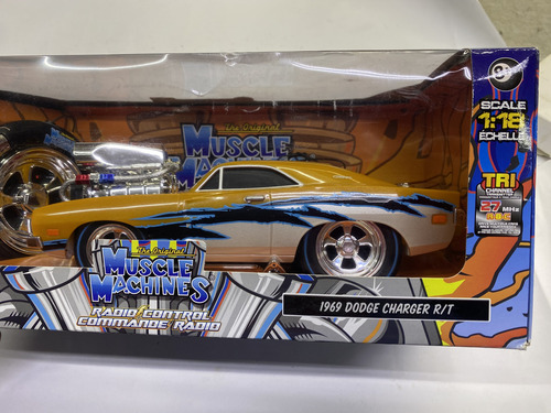 Muscle Machines Radio Control Charger, Rt 69 Nuevo (Usado)