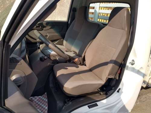 Imagem 10 de 12 de Hyundai Hr 2.5 Longo Sem Caçamba 4x2 16v 130cv Turbo