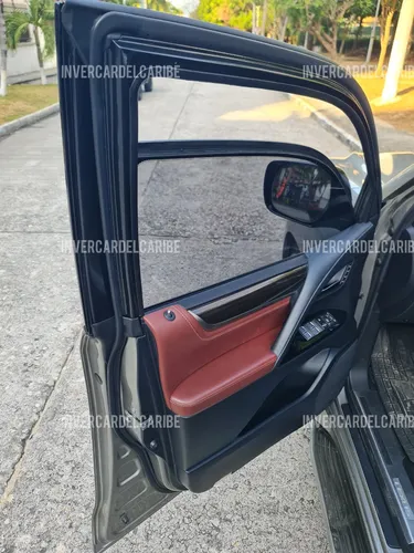 Lexus LX 5.7 570