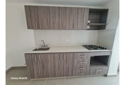 Apartamento Para La Venta En Itagui Chimeneas