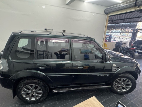 Mitsubishi Pajero TR4 2.0 4x2 Flex Aut. 5p