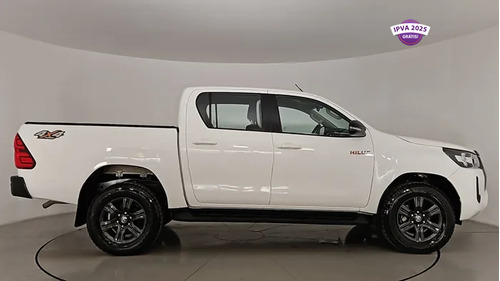 Toyota Picape Cabine Dupla SR 2.8 TDI CD 4x4 (Aut)