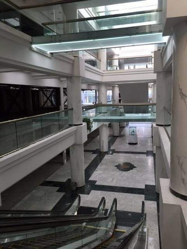Imagen 2 de 9 de Local Comercial En Masaryk 09