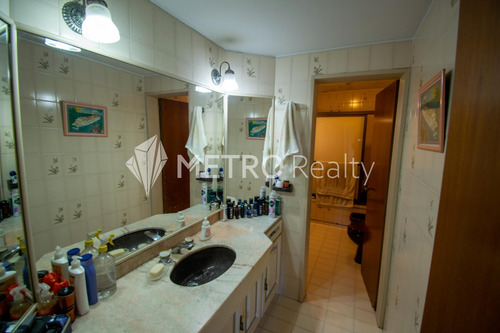 Casa En Venta 6 Ambientes Con Cochera En Villa Del Parque