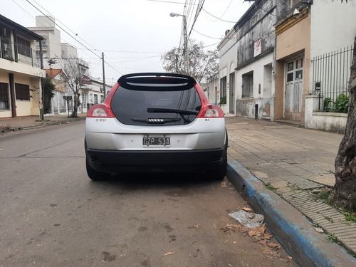Imagen 4 de 9 de Volvo C30 2008 2.0 145hp Mt Pack Plus