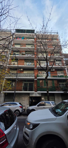 3 Ambientes Al Frente A Metros De Acoyte Y Rivadavia