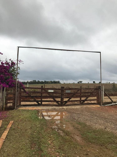 Chácara Com Granja Funcionando Em Quadra / Tatuí - 34 Mil M² - 1022