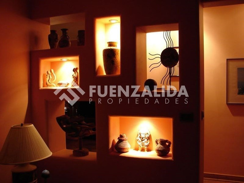 Casa En Venta De 5 Dorm. En Viña Del Mar