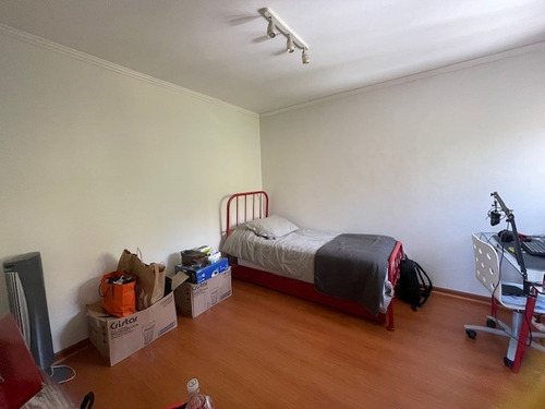 Condominio, Aislada, Cercano A Colegio!!!