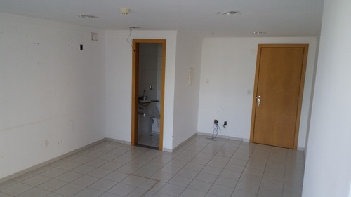Imagem 2 de 9 de Vendo Ótima Sala, 27m2, Setor De Autarquias Sul, Asa Sul - - S414