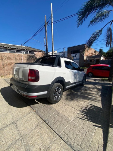 Imagen 5 de 8 de Volkswagen Saveiro Cross 1.6 2017 Con Gnc