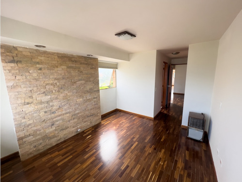 Vendo Apto 123m2 2h/2b/2p Los Samanes 4306
