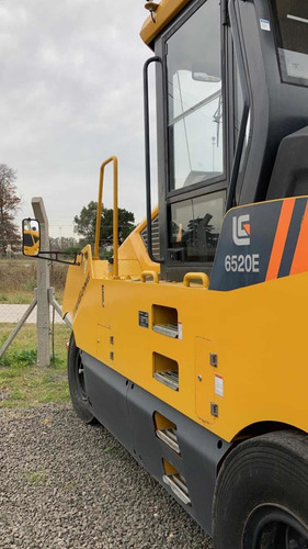 Imagen 6 de 8 de Vibrocompactador Liugong CLG 6520e