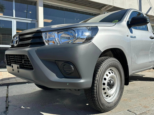 Toyota Hilux C/simple 2.4 Tdi 4x4 0km My2025