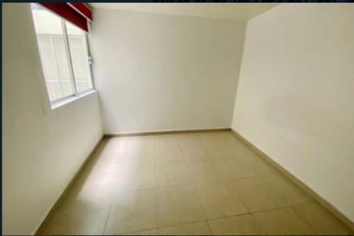 Venta De Departamento (70m2) A 1 Cuadra De Parque Azcapotzalco Y Metro Azcapotzalco. Db15-r21