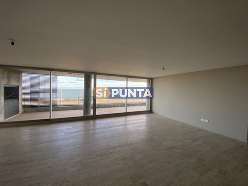 Imagen 2 de 30 de Apto Con Vista A La Playa Mansa, Con Estufa A Leña Y Parrillero.