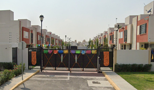 Casa En Venta En, Condominio Santarem Las Americas. Ez15