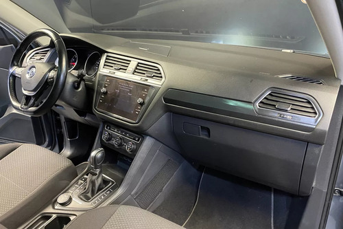 Volkswagen Tiguan Allspace 2.0 Tsi Comfortline Dsg