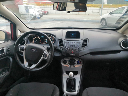 Imagen 2 de 5 de Ford Fiesta 2016