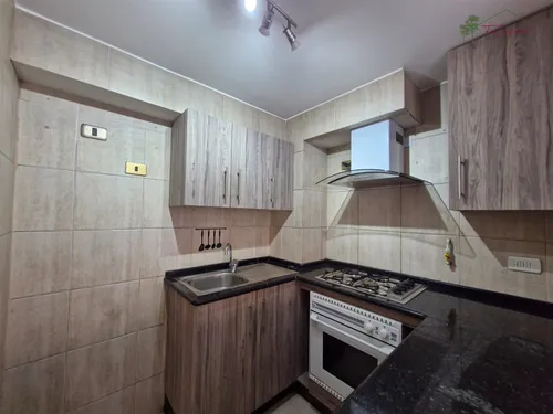 Departamento En Arriendo De 1d/1b Kennedy - Vitacura