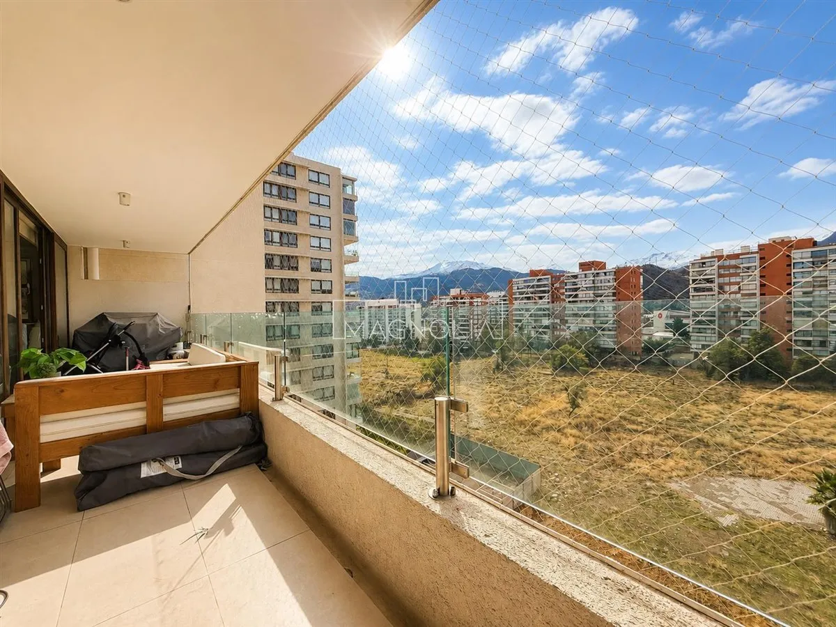 Imagen 2 de 20 de Departamento En Arriendo De 2 Dorm. En Lo Barnechea
