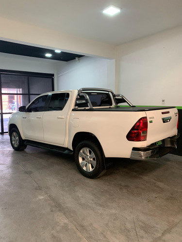 Toyota Hilux Pick-Up 2.8 Cd Srv 177cv 4x2 At