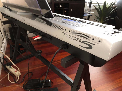 Imagen 4 de 4 de Teclado Yamaha