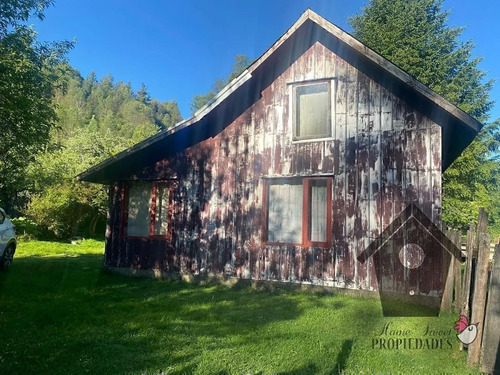 Parcela Con Casa E Instalaciones, 1 Hectarea