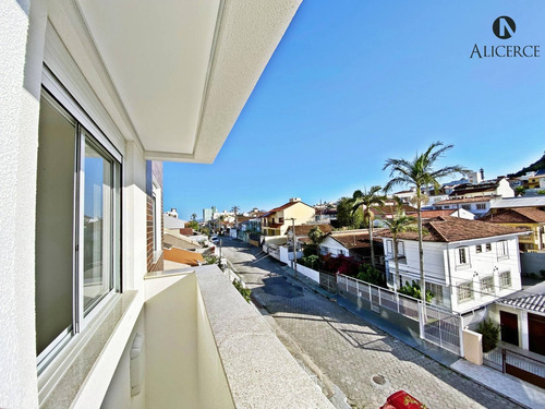Apartamento 2 Dormitórios Em Coqueiros! - 2492