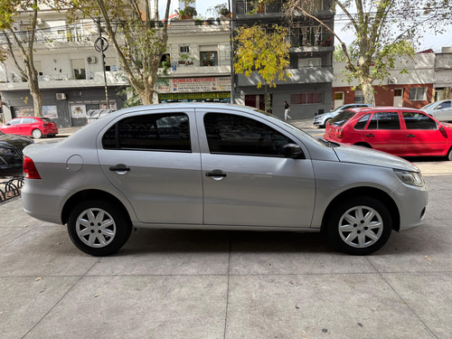 Volkswagen Voyage 1.6 Comfortline 101cv