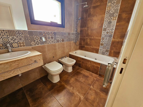 Vendo Duplex 3 Dormitorios En Claros Del Bosque ( Village)