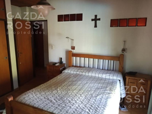 Imagen 6 de 9 de Casa - Adrogue