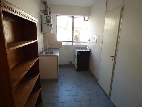 Imagen 3 de 6 de Departamento En La Plata Calle 8 E/ 57 Y 58 - Dacal Bienes Raices