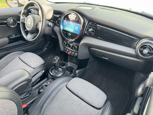 Mini Cooper Classic 3 Cilindros Automático Mod. 2023