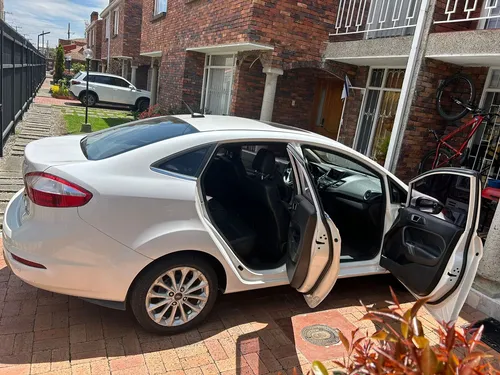 Ford Fiesta 1.6 Titanium At