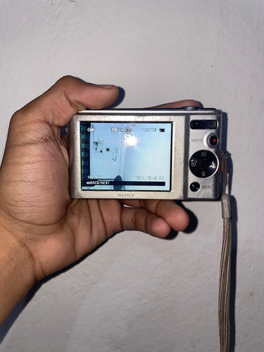 Sony Dsc-w800 Compacta Cor Prata 20.1mp Prateado (Usado)