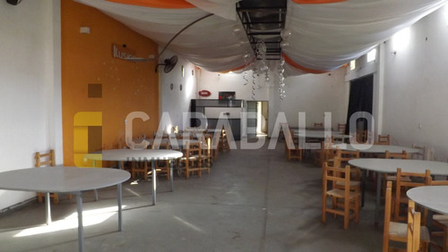 Imagen 8 de 12 de Salón De Fiestas En Venta - Gualeguaychú M. T De Alvear 1700