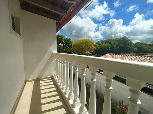 Imagen 10 de 14 de Apartamentos Berjamar En Altagracia- Tipo Posada