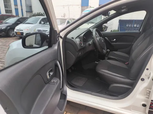 Renault Sandero 1.6 Polar