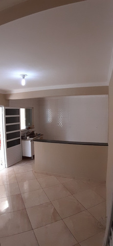 Imagem 7 de 14 de Sobrado Semi Novo - R$ 330.000